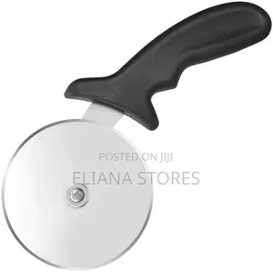 Hard Pizza Cutter