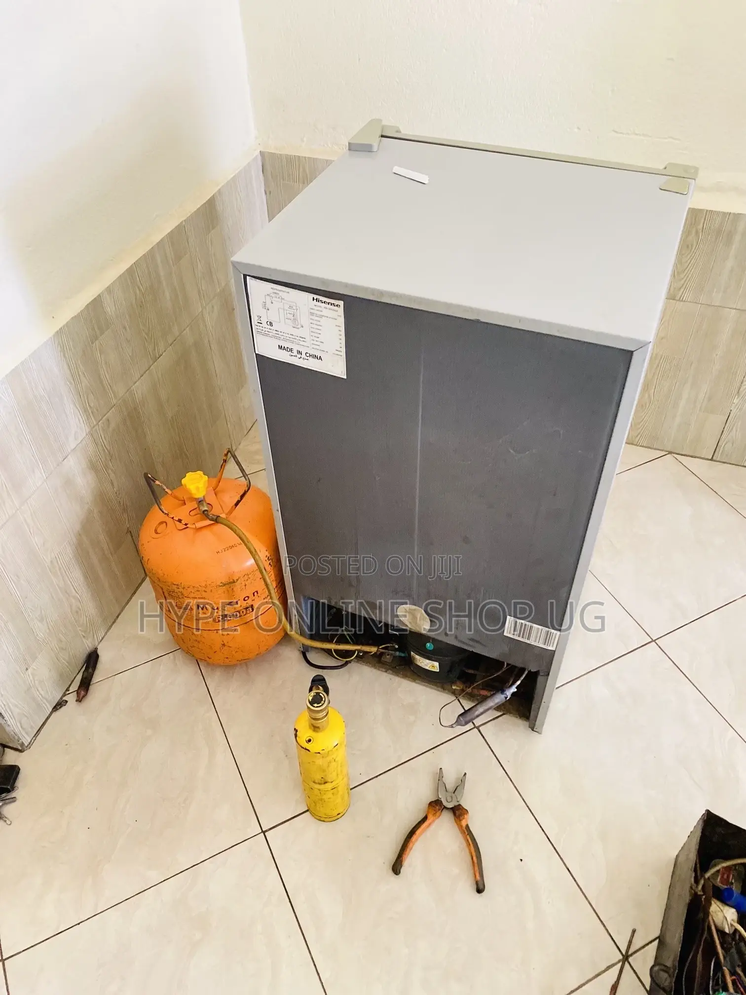 Tabletop Gas Refilling and Service