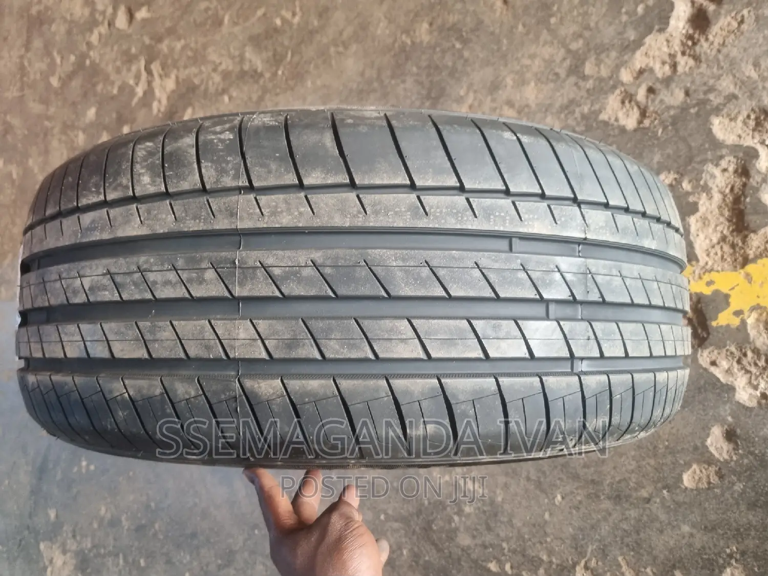 265/50r20 Brand New Tire