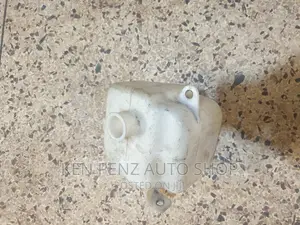 Toyota Fielder 2008 Model Radiator Water Reserviour