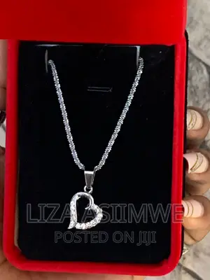 Simple Lady’S Necklaces