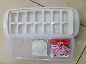 Plastic Ice Cube Tray With Lid