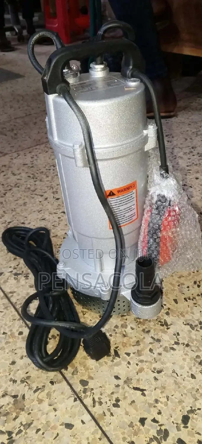 Submersible Water Pump 25m (82feet)