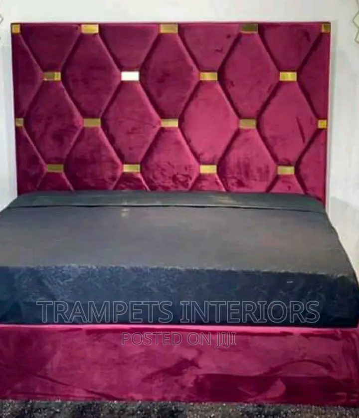 Beds/ Modular Dressed