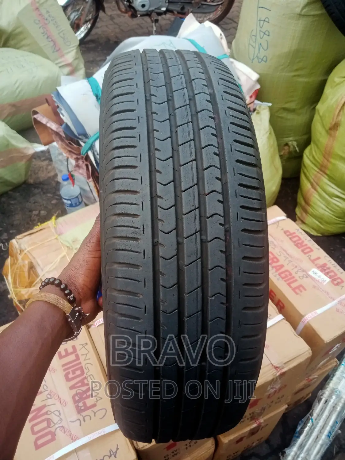 195/65r15 Used Tyres for Noah .