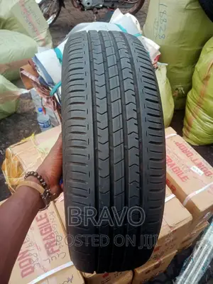 195/65r15 Used Tyres for Noah .