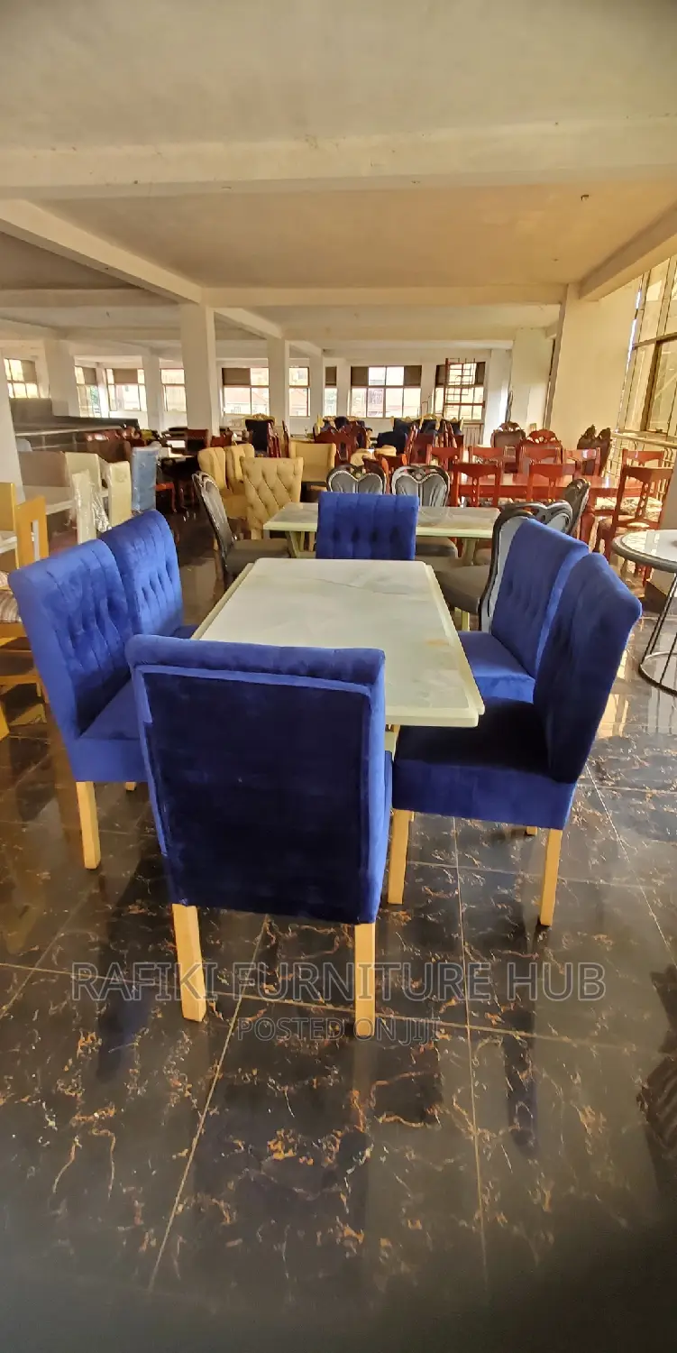 Wooden Dinning Table / 6seaters / Best / Furniture / Dining