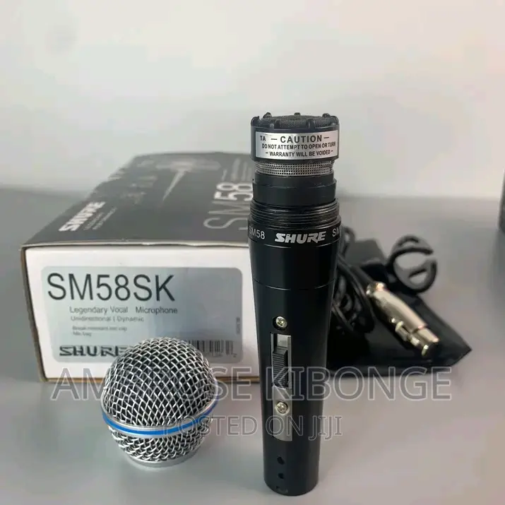 Hand-Held SHURE SM58 Professional Dynamic Microphone - Black