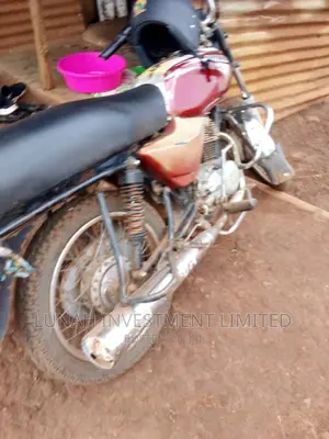 Bajaj CT 110X 2021 Red