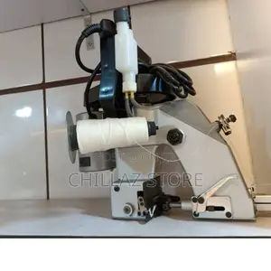 Photo - Bag Closer Sewing Machine.