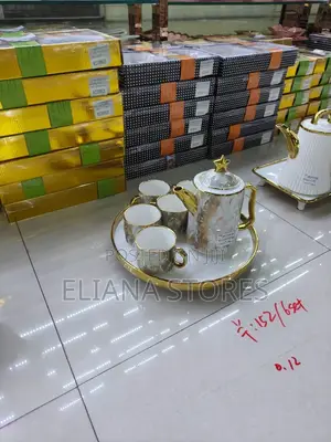 Cups and Tea Kettle Set