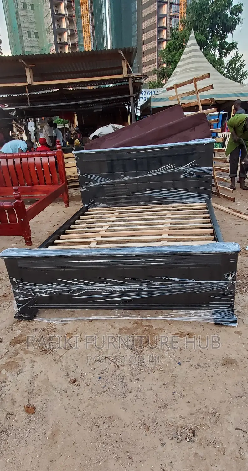 Tile Bed / 5by6 Bed / Wooden Bed / Good / Best Furniture