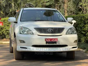 Toyota Harrier 2009 White