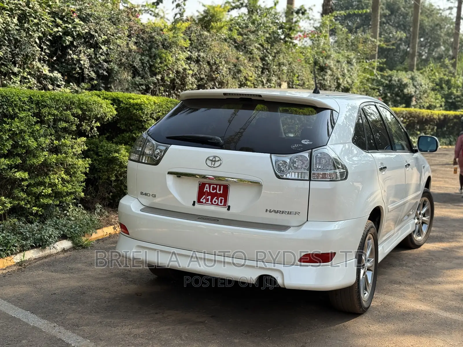 Toyota Harrier 2009 White