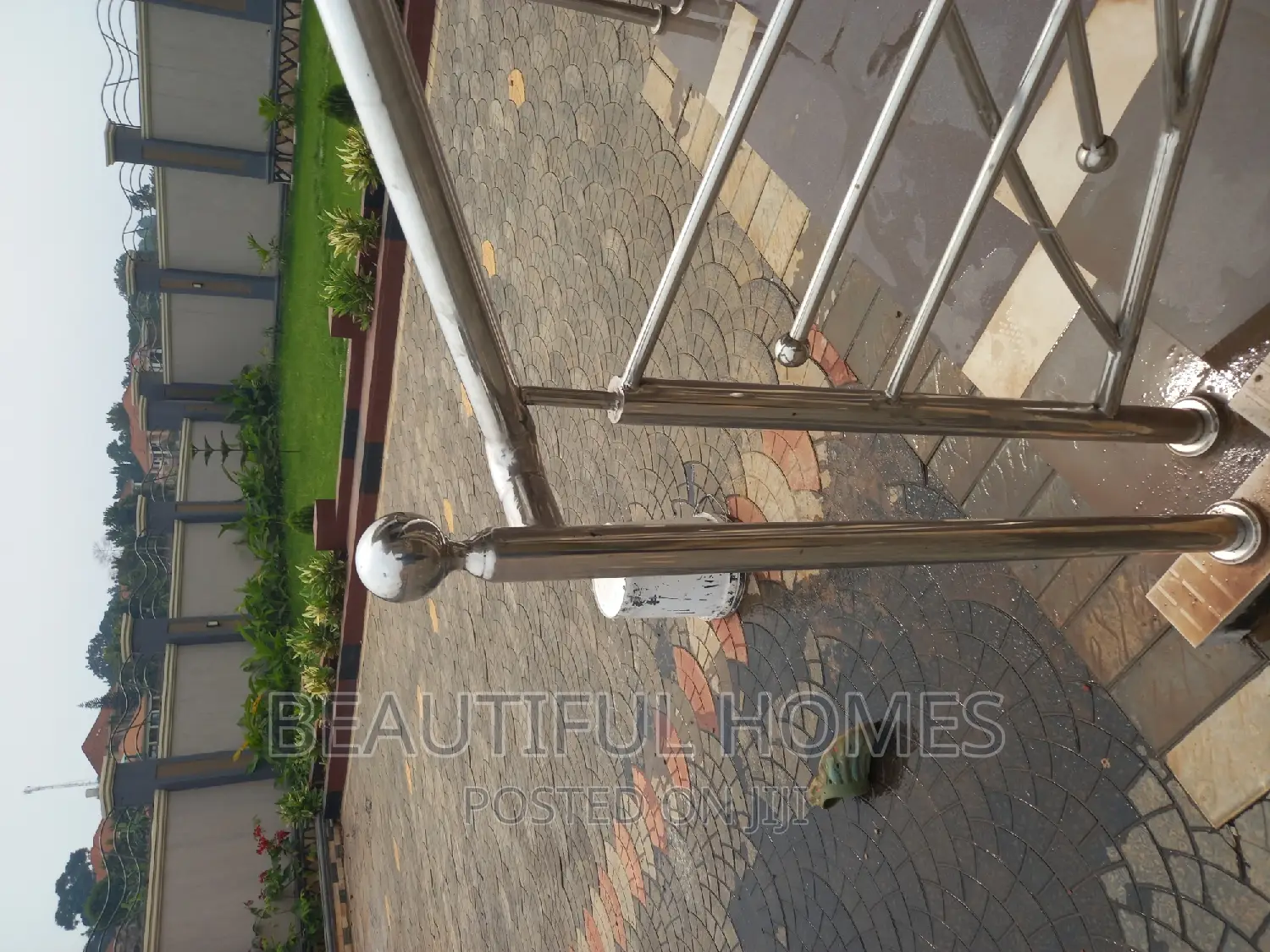 Furnished 5bdrm House in Kira for sale