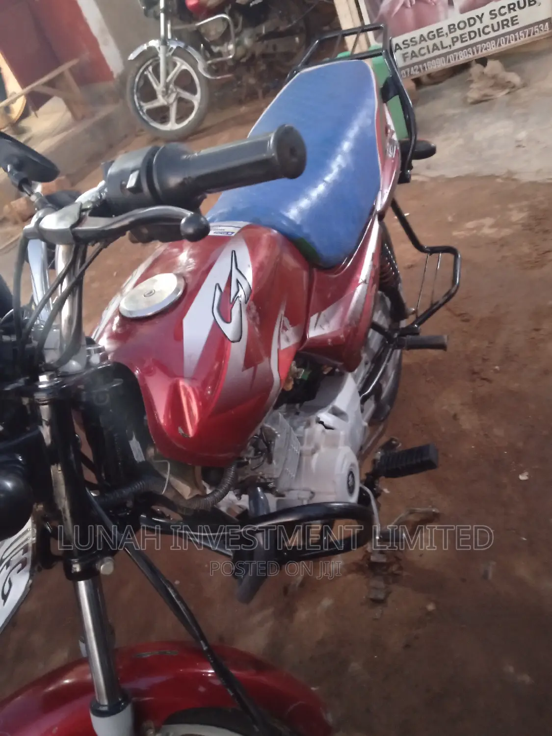 Bajaj CT 110X 2022 Red