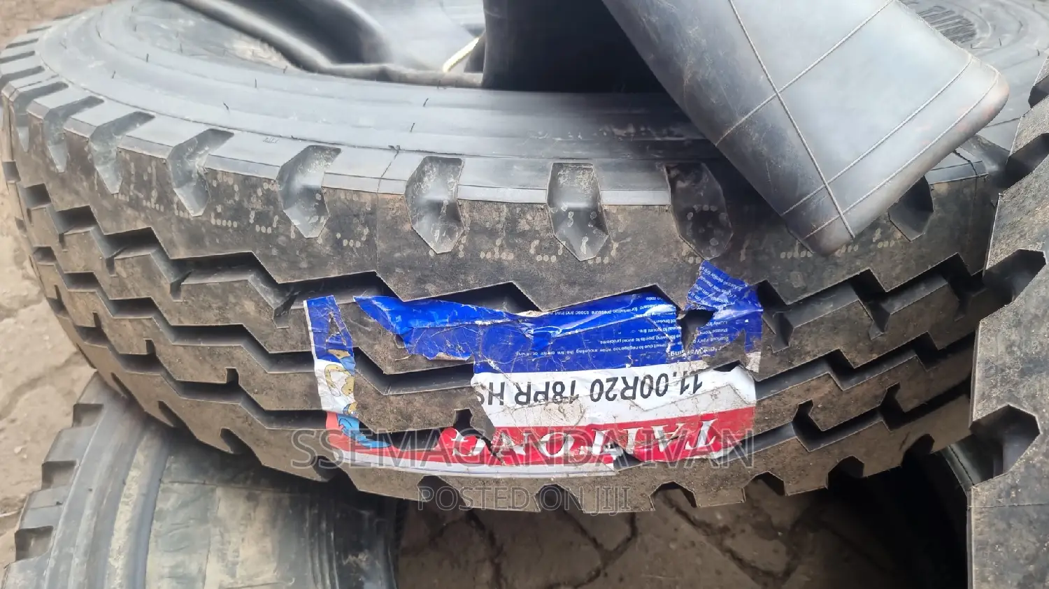 1100r20 Tyres
