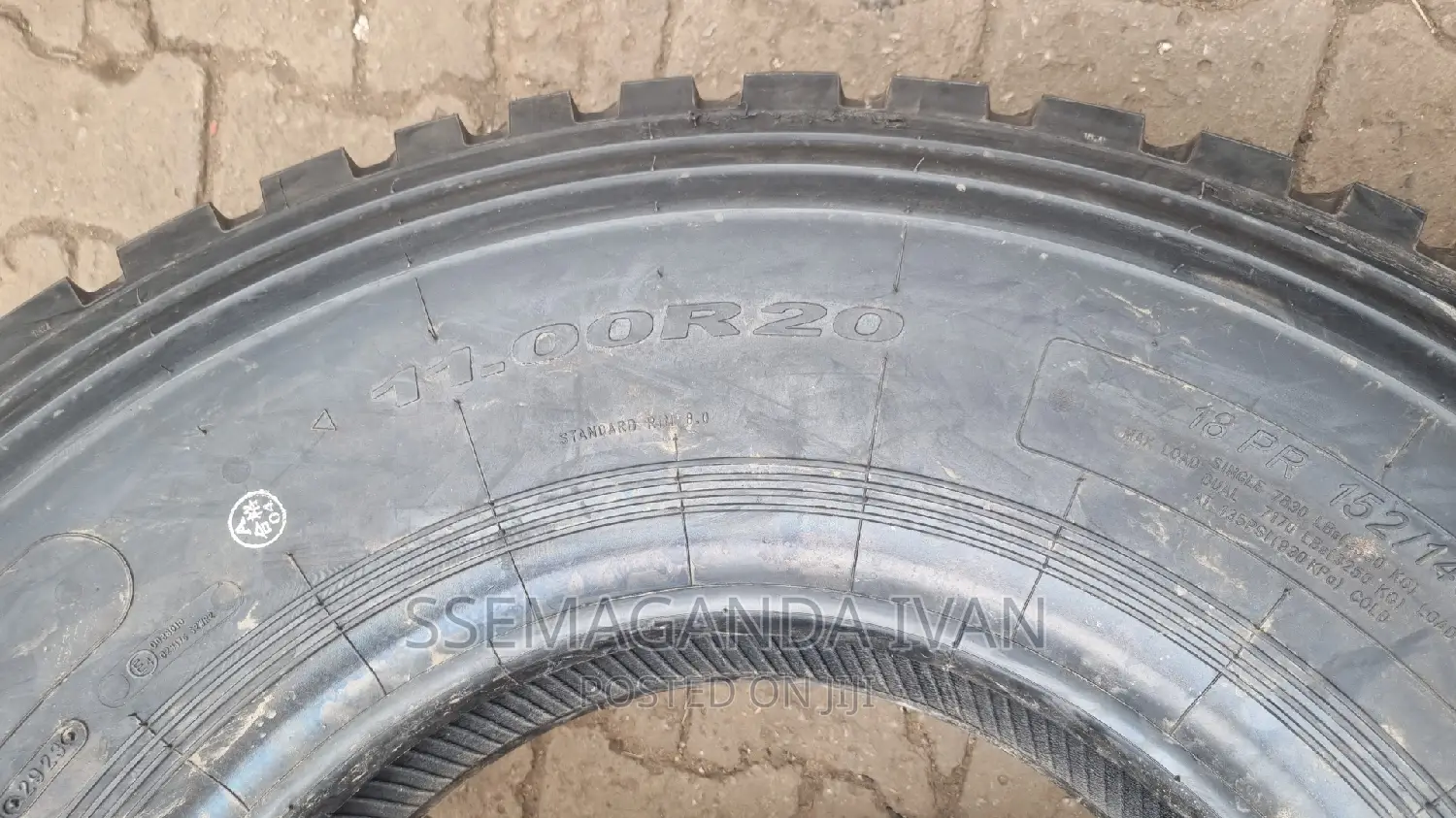 1100r20 Tyres