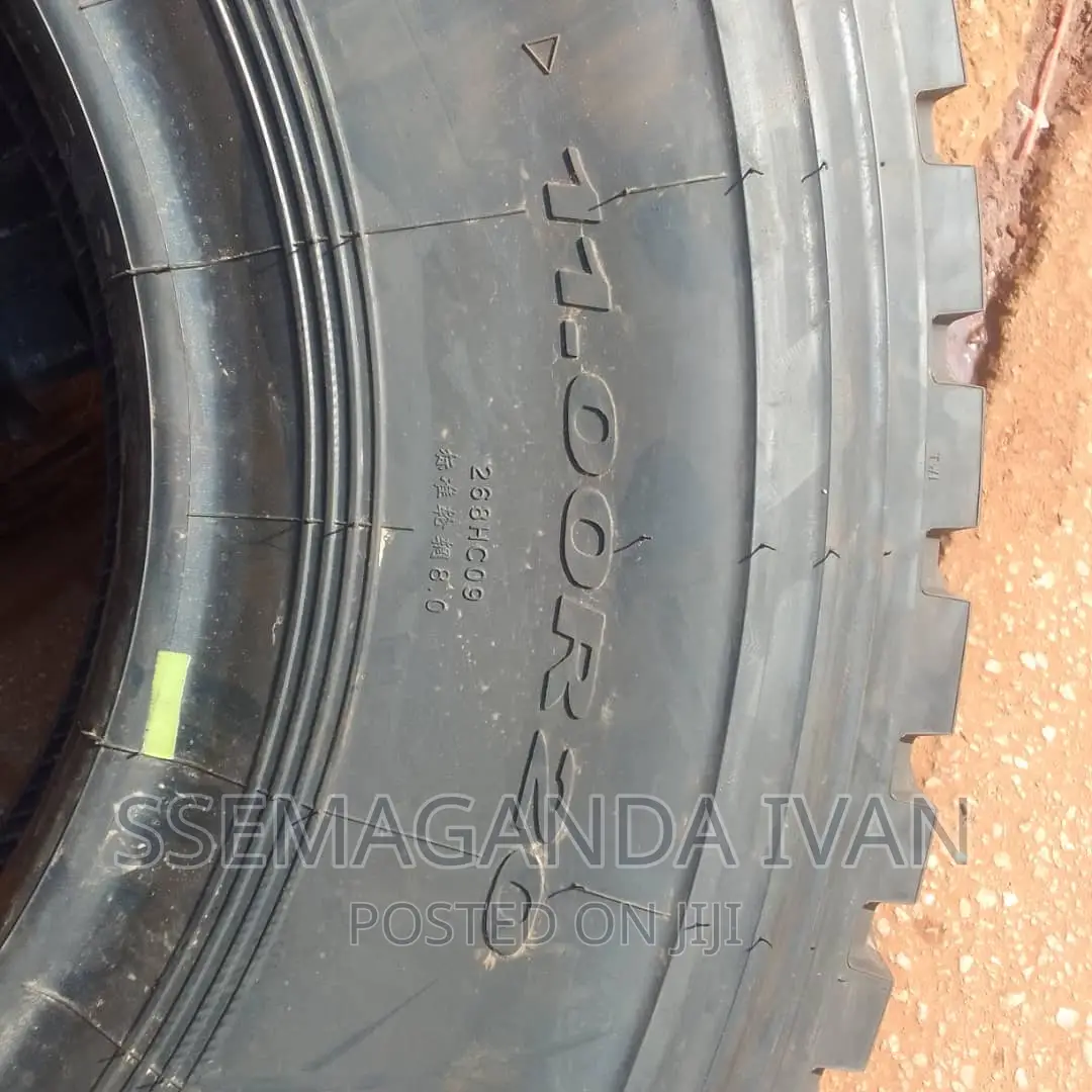 1100r20 Tyres