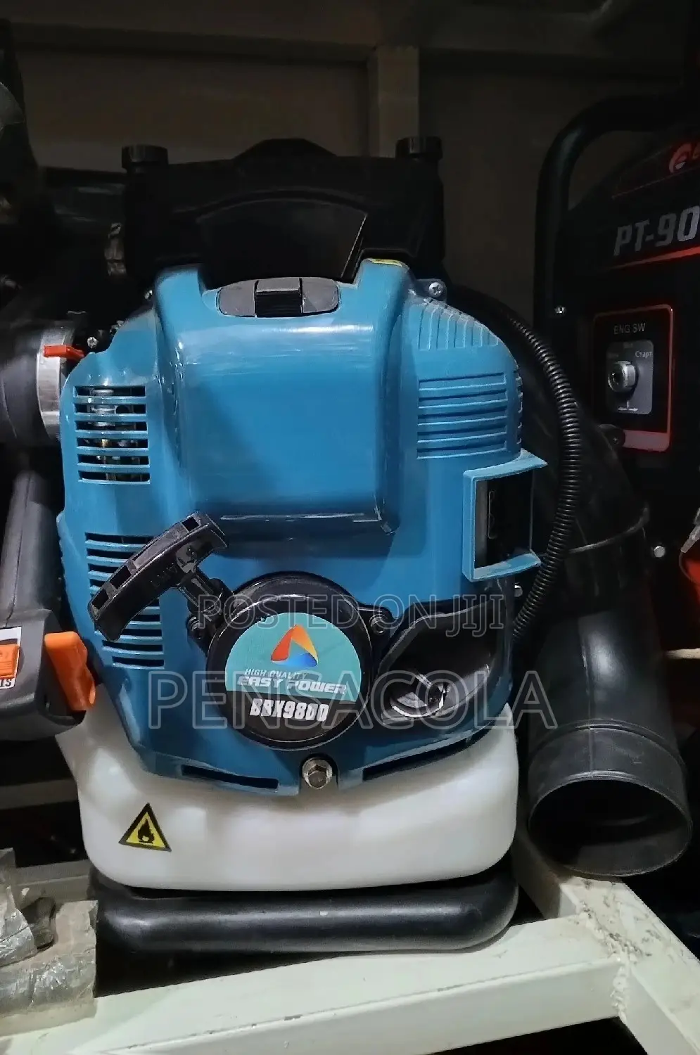 Leaf Blower