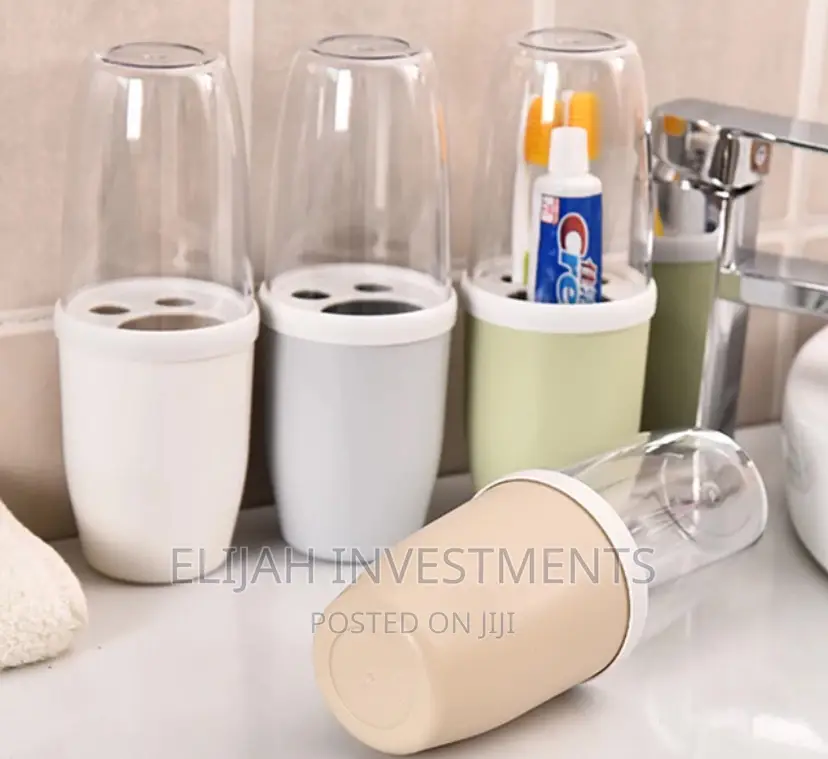 One Piece Portable Toothbrush and Toothpaste Organizer