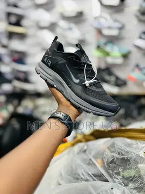 Men’S Nike Zoom Classy Sneakers
