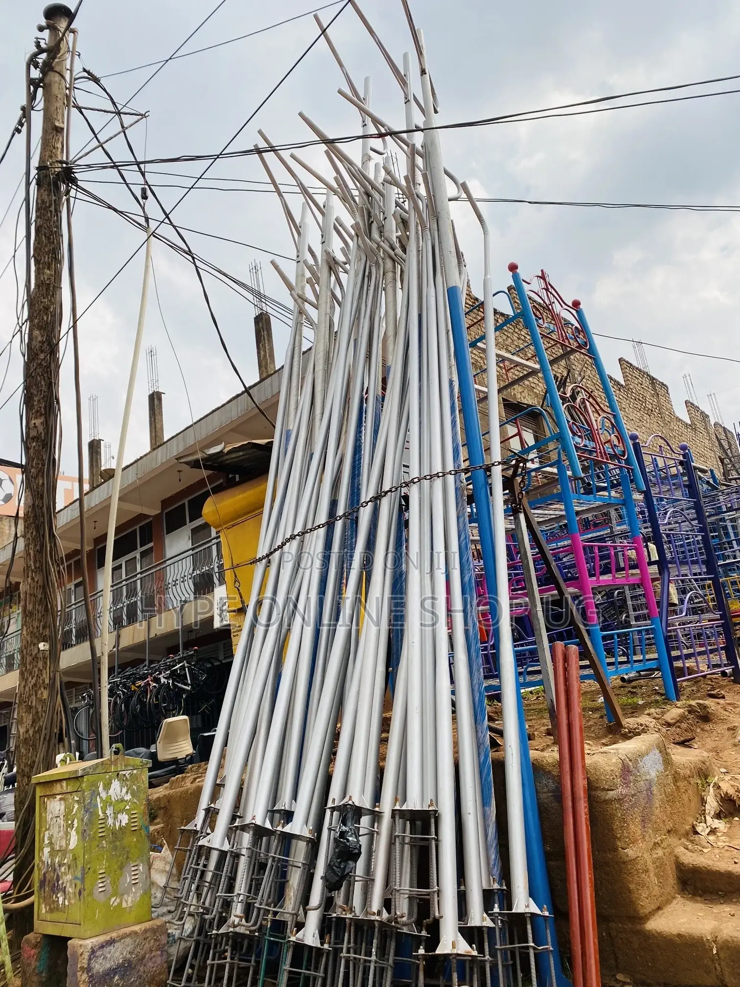 Affordable Solar Poles 009