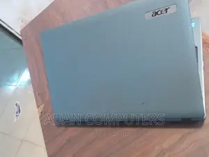 Laptop Acer Aspire 5733 4GB Intel Core I3 HDD 500GB