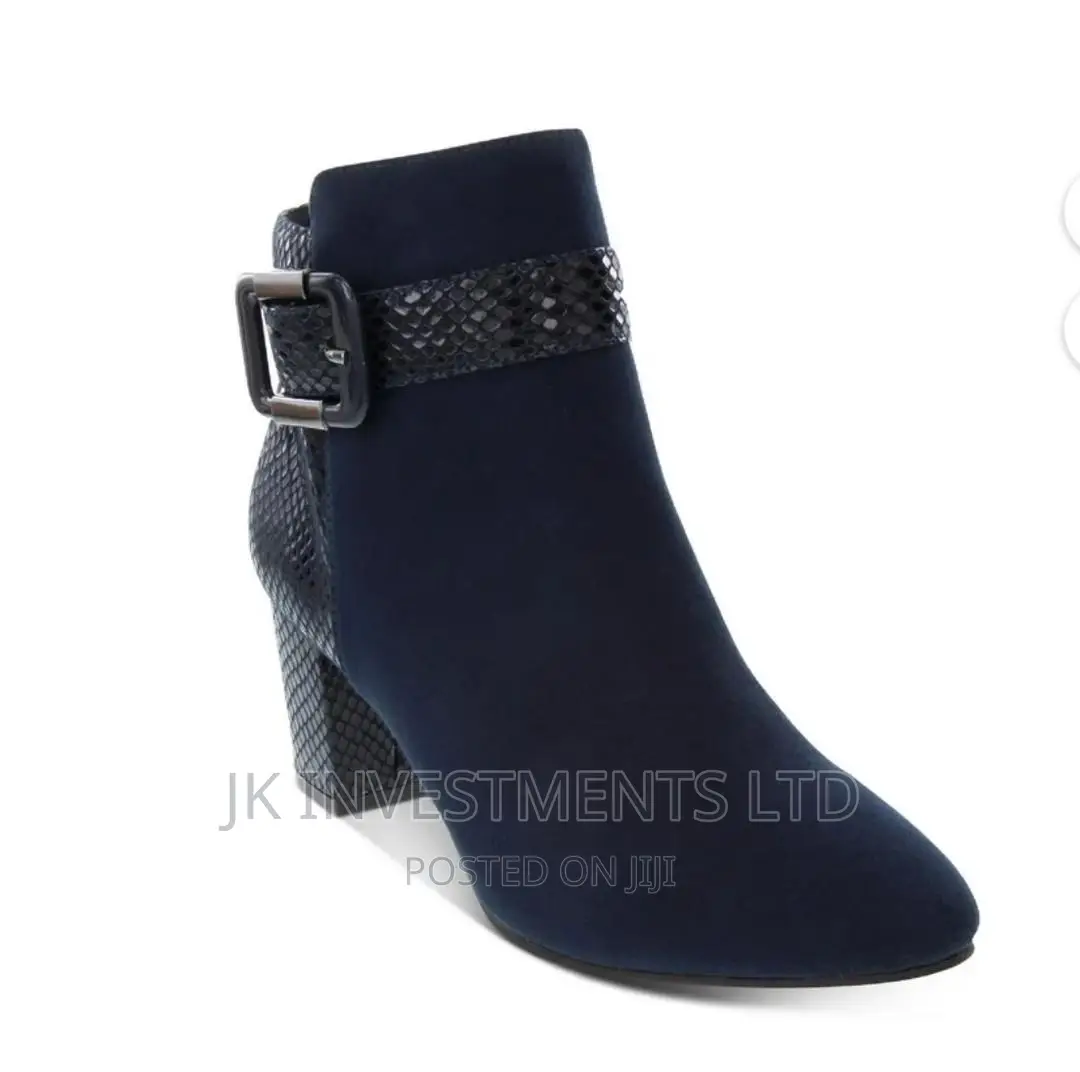 Ladies Boots