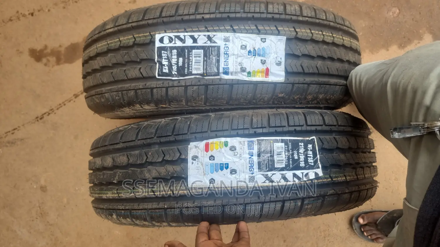 215/70r16 Onyx
