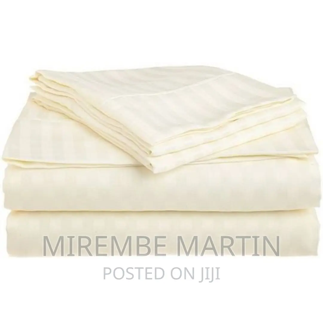 A Pair Hotel Collection Bedsheets With Pillowcases-
