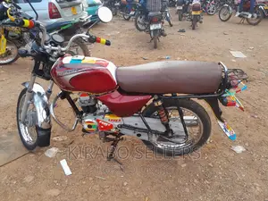 Bajaj Boxer 100 2015 Red