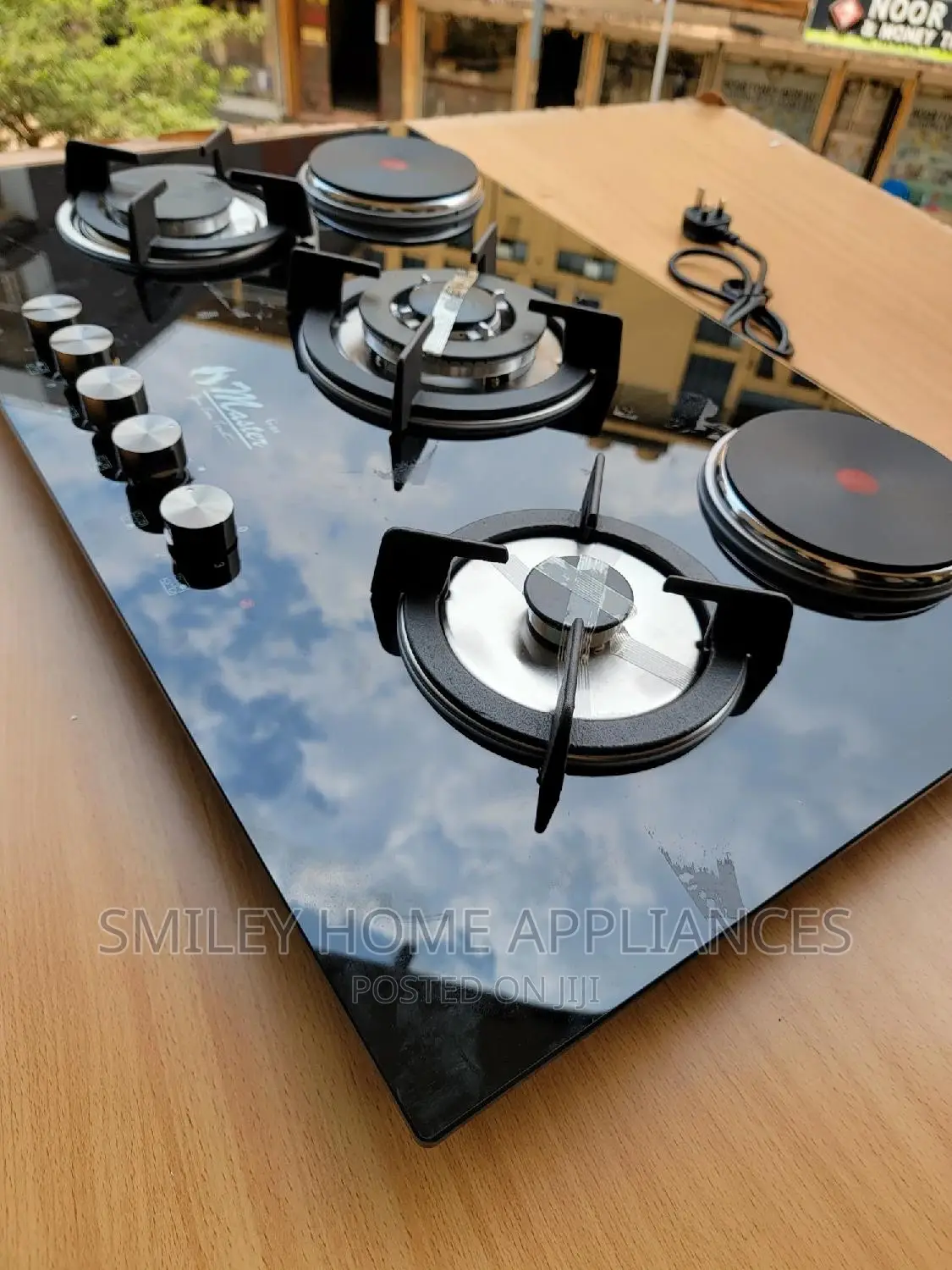 5 Burner Electro Masters Cooker