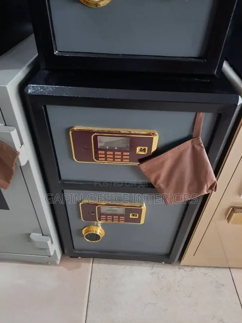 Cash Safe, Brand New