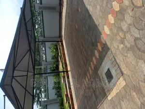 Furnished 6bdrm Duplex in Kira Town, Central Division for sale