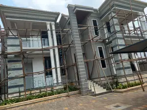 Furnished 6bdrm Duplex in Kira Town, Central Division for sale