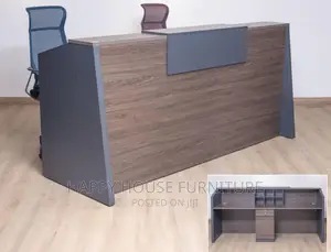 Reception Desk (1.8 Meters)