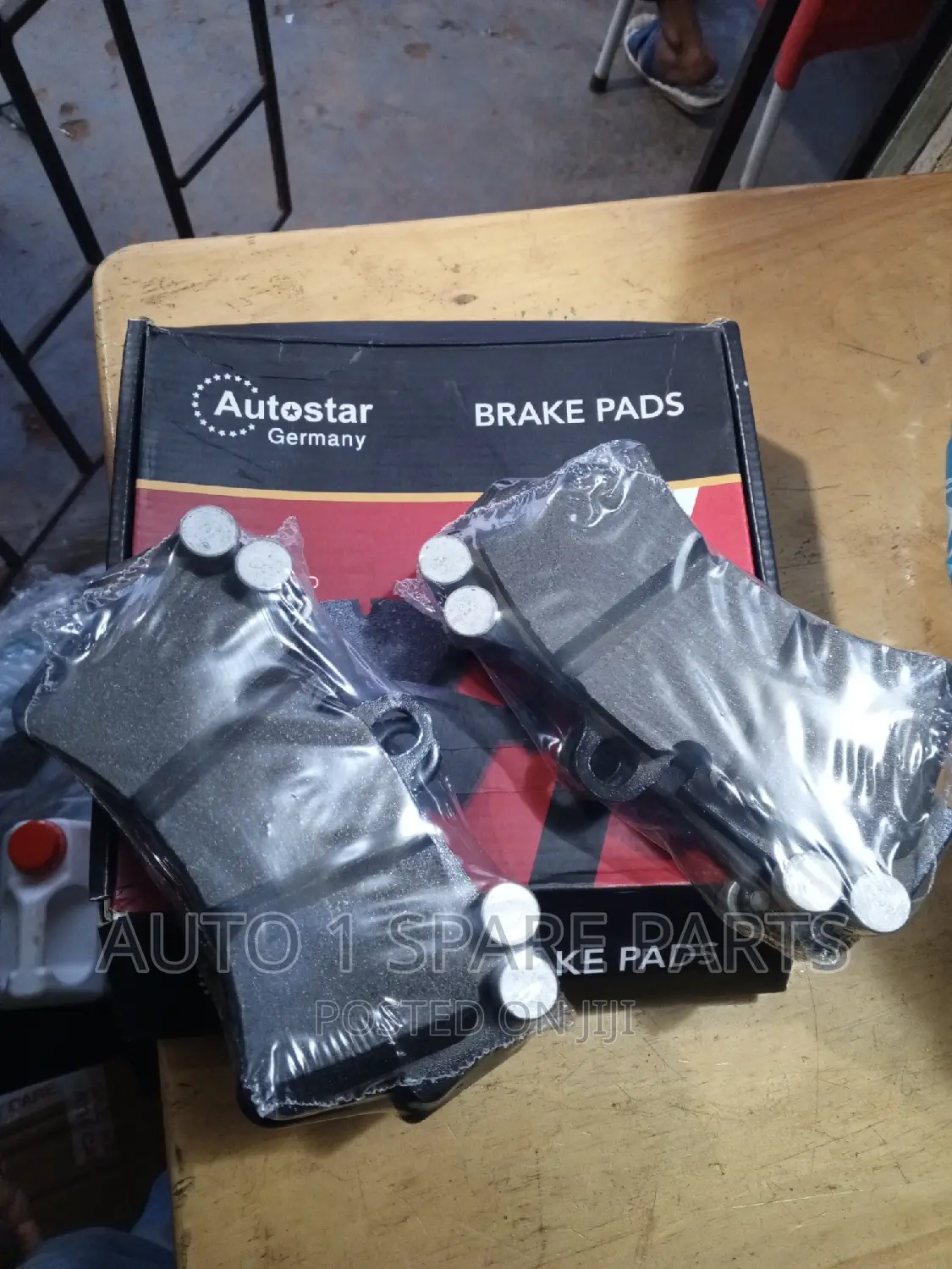 Front Brake Pads for Toureg