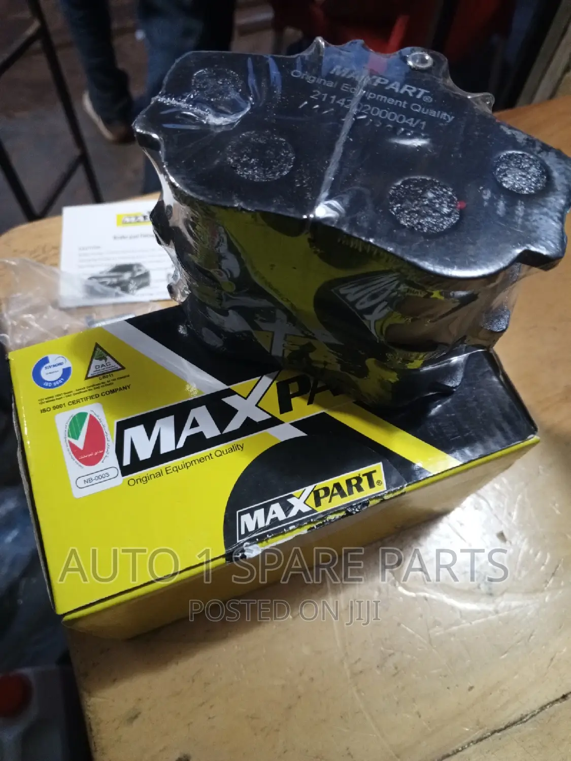 Front Brake Pads 202 211