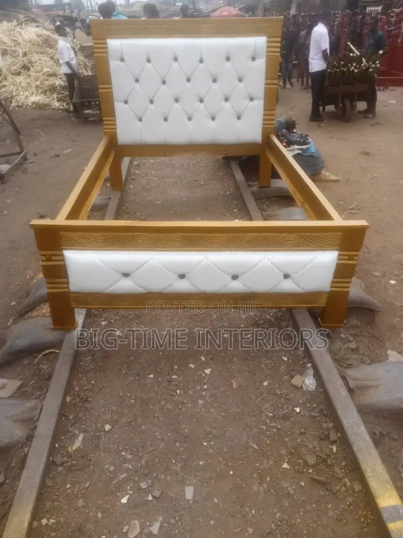 Strong 4by6 Leather Bed- Gold
