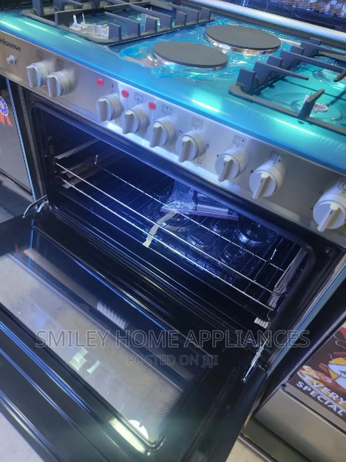 Hisense 90cm by 60cm Gas Cooker