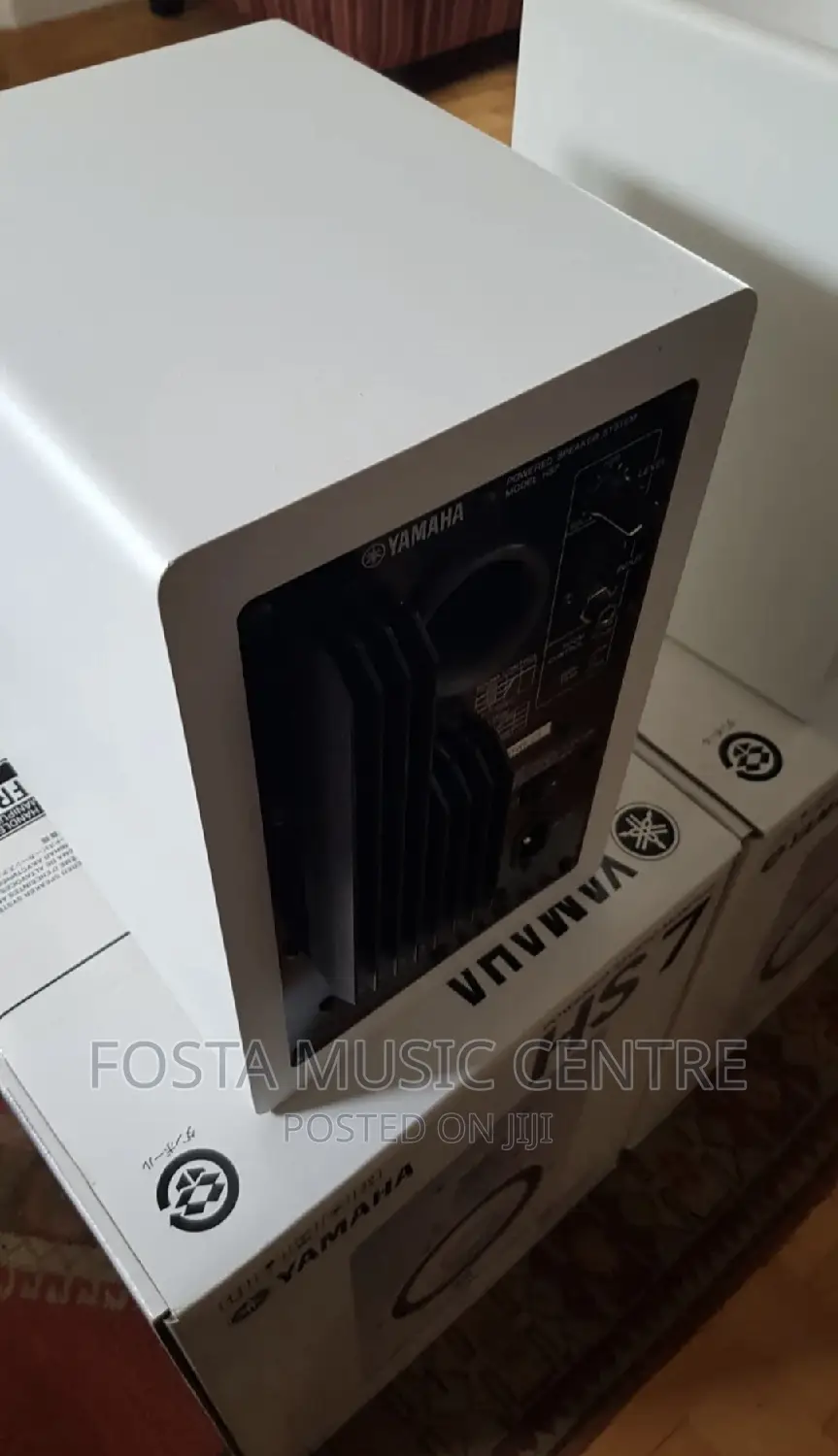 Yamaha Hs7 Studio Monitor Speakers (White) Music Production
