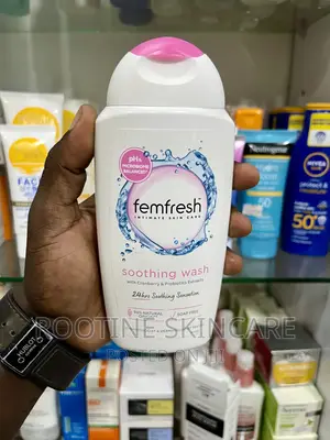 Femfresh Intimate Skincare ( Balances Virginal Ph Fresh )
