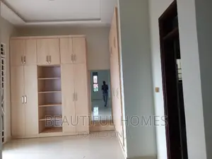 Furnished 5bdrm Bungalow in Kira for sale