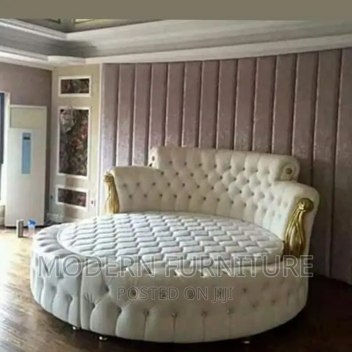 Round Dressed Bed of 6 X 6 Feet Call