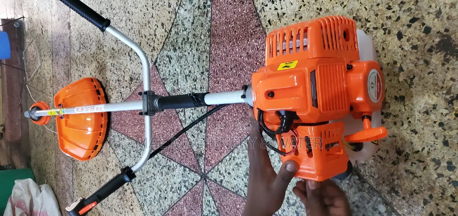 Brush Cutter/ Grass Trimmer/ Weeder