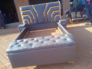 5by6 Gray Leather Puzzle Bed
