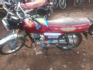 Bajaj Boxer 100 2018 Red