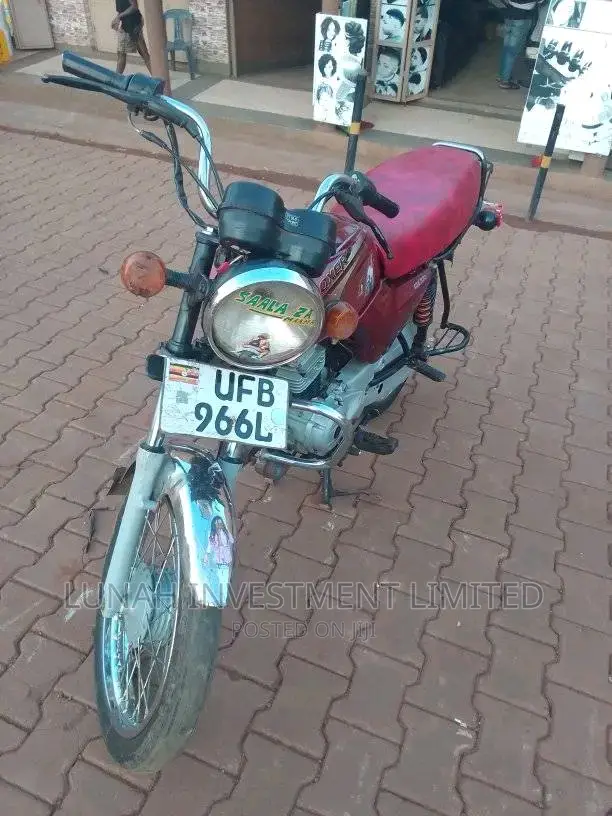 Bajaj Boxer BM100ES 2023 Purple