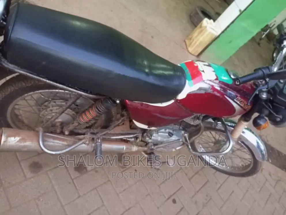 Bajaj Boxer 100 2015 Red